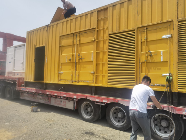 新丰除了负载情况和发动机维护，还有哪些因素会影响 200kw 柴油发电机的油耗？