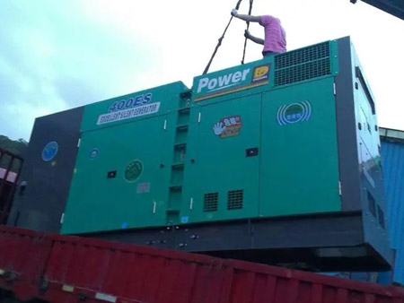 新丰柴油发电机组转速不稳定时，如何对发动机进行维护？