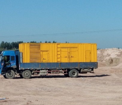 新丰发电机出租如何判断柴油发电机冷却液是否需要更换？