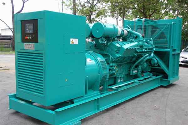 新丰柴油发电机组电压不稳定怎样维修？